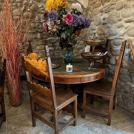 Artisanti - Dania Homestay